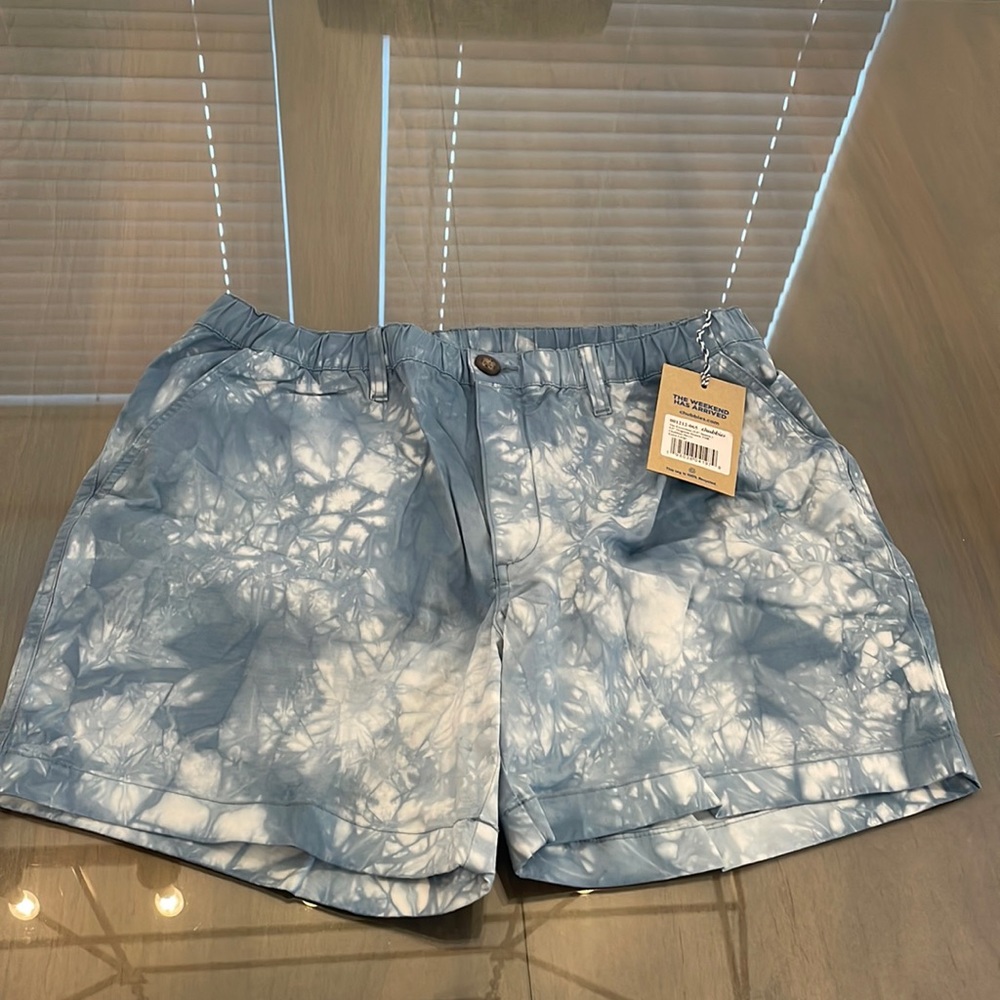 Men’s NWT chubbies blue tye dye shorts